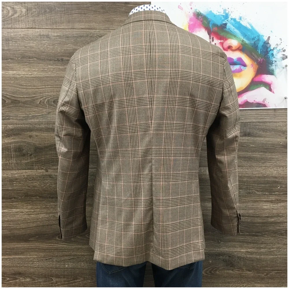 UNTUCKit welcome primo